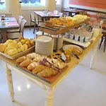 Hotel Park Meublé 3*