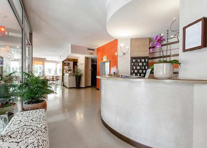 Park Meuble Комо